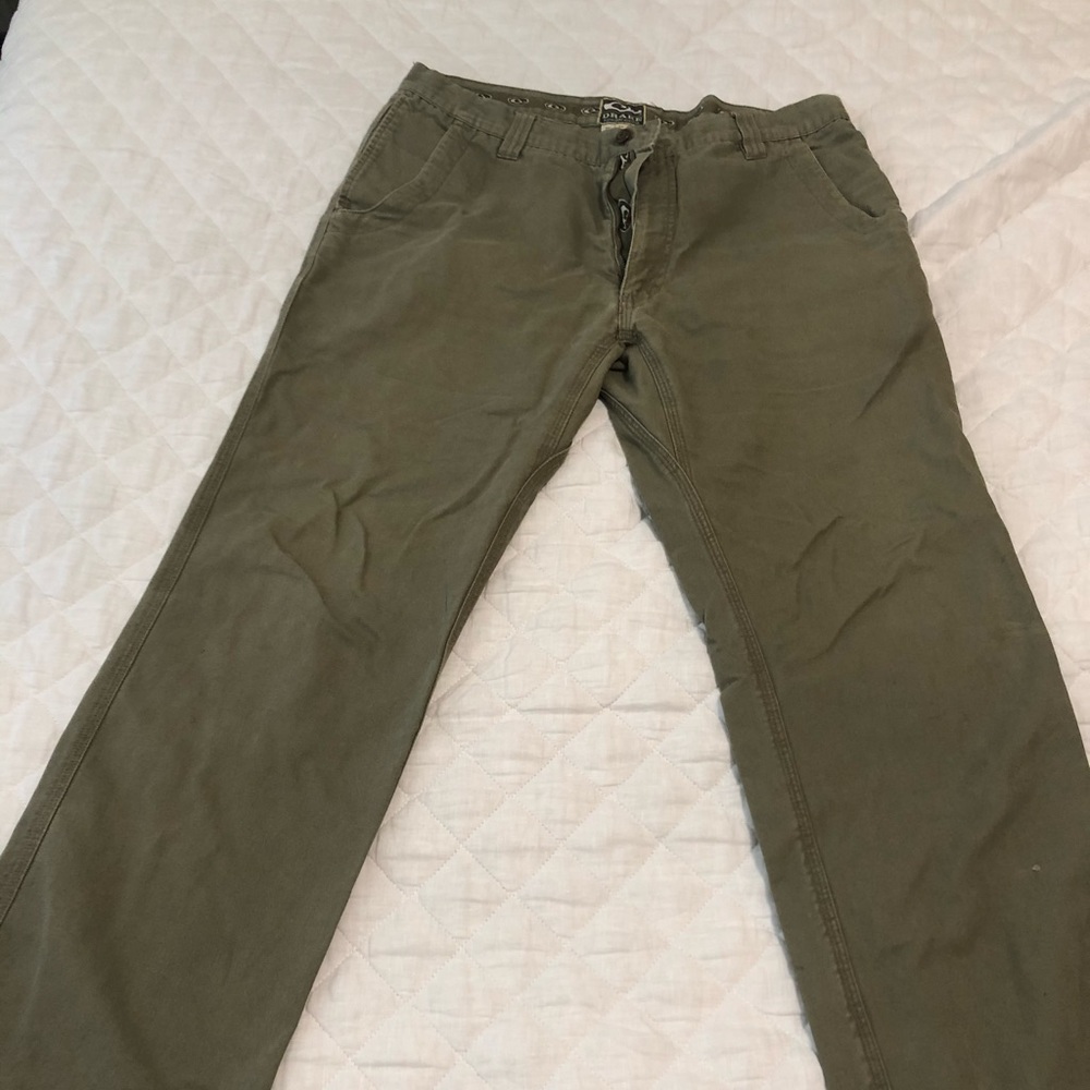 Men’s Drake Green Khakis
